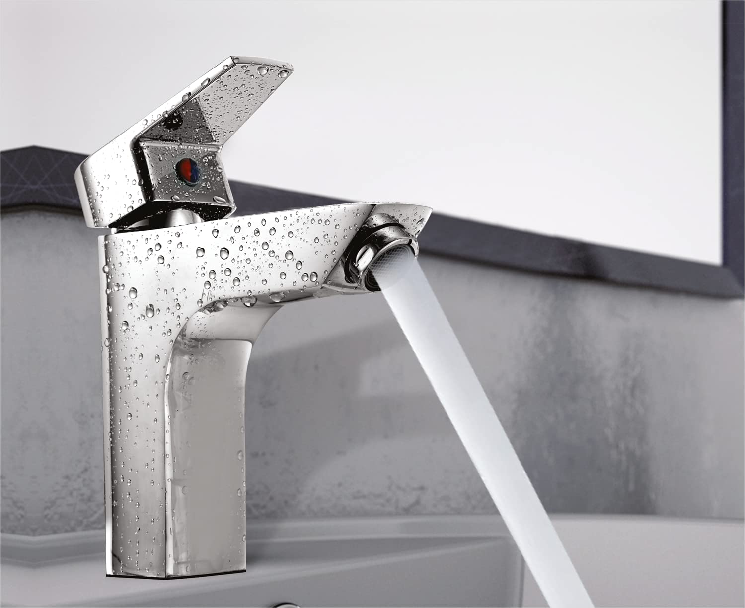 Single Lever Basin Mixer Aura With 450 mm connecting hoses and installation kit (Aura)